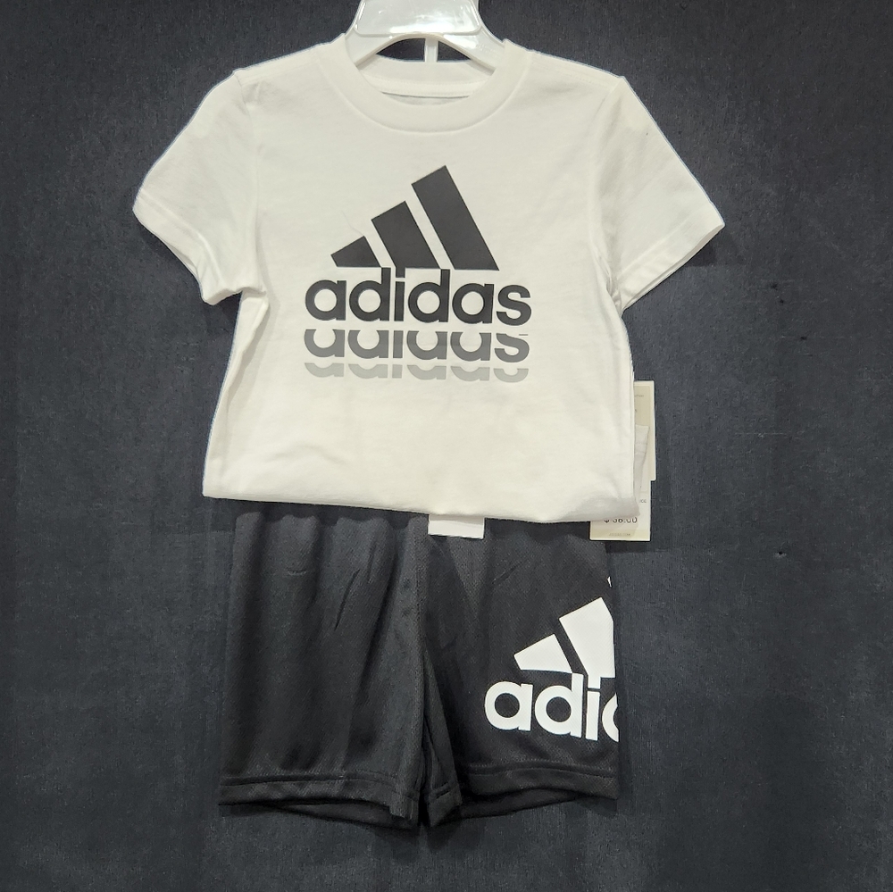 🆕️ Adidas Short Set - Picture 4 of 8
